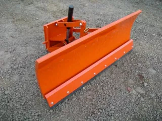 Schneeschild 125cm, mit hydraulischer Hebung, mit manueller Verdrehung, zur japanischen Kleintraktoren, Komondor STLR-125 (1)