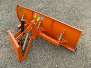 Schneeschild 140cm, mit hydraulischer Hebung, mit hydraulischer Verdrehung, zur japanischen Kleintraktoren, Komondor STLRH-140 (0)