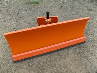 Schneeschild 140cm, mit hydraulischer Hebung, mit hydraulischer Verdrehung, zur japanischen Kleintraktoren, Komondor STLRH-140 (6)