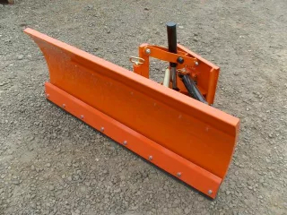 Snow plow 125cm, hidraulic lifting, hidraulic angle adjustment, for Japanese compact tractors, Komondor STLHR-125 (4)