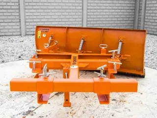 Snow plow 140-200cm, for forklift trucks, Komondor STLR-140-200/targ (3)