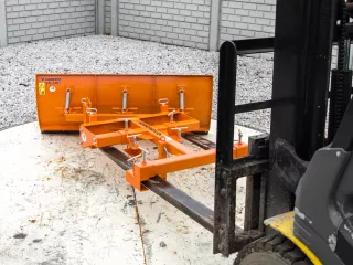 Snow plow 140-200cm, for forklift trucks, Komondor STLR-140-200/targ (5)
