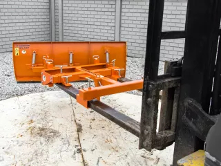 Snow plow 140-200cm, for forklift trucks, Komondor STLR-140-200/targ (7)