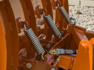 Snow plow 140cm, for front loader, Komondor STLR-140/FL (5)