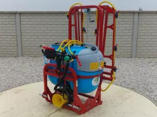 Sprayer (Mounted, 200L) with unversal frame (8)