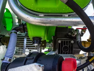 Sprühgerät (aufgehängt, 200 l, Axial), Komondor FAP-200 (11)