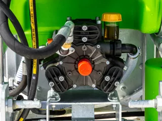 Sprühgerät (aufgehängt, 200 l, Axial), Komondor FAP-200 (21)