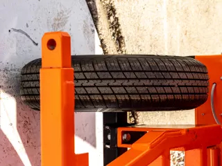 Trailer, tipping, 3 directions dumping, for Japanese compact tractors, Komondor SPK-750 (17)