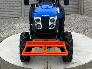 Transport frame, front weight bracket mounted, for Japanese compact tractors, Komondor SZK-70 (4)