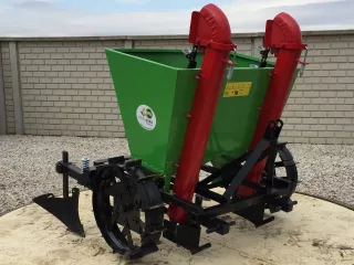 Two-row potato planter (0)