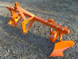 Viticulture plow with 2 heads, for 16-23HP Japanese compact tractors, Komondor SZE-2 (4)