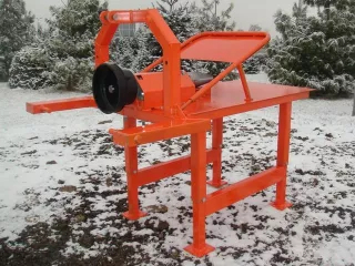 Wood screw splitter for Japanese compact tractors, Komondor RH-400 (5)